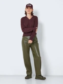 Noisy May Fijngebreide Truien Trui Ian Dames Roodviolet -Noisy May Winkel 1b8436e964472ac39845d7b87b362beb