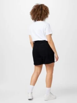 Shorts Regular Broek SMILEY Dames Zwart -Noisy May Winkel 1fa3ae8de3e05e4a9d81ea143e98605a