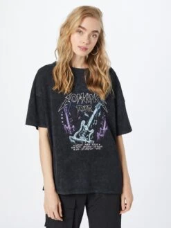 Noisy May T-shirts Shirt Tori Ida Dames Zwart -Noisy May Winkel 32f2a2661759b62bd3f0187db65013cb