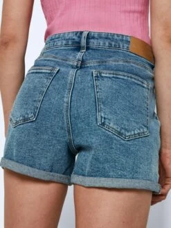 Noisy May Denim Shorts Slimfit Jeans Katy Dames Blauw -Noisy May Winkel 33bdf434558bfb6f585115428fbfb280