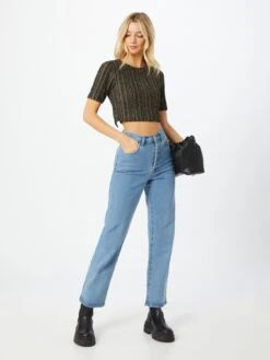 Noisy May T-shirts Shirt Reggie Dames Zwart -Noisy May Winkel 400fcad088cb7d0645d259130e0fd3dc