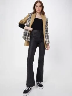 Noisy May Pantalons Flared Broek Sallie Dames Zwart -Noisy May Winkel 51dfaf64eb7253ed60b697fee2e70ecd