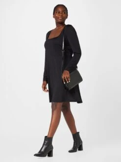 Mini Jurken Jurk KARINA Dames Zwart -Noisy May Winkel 5d8e0b51ddf51e0508dc67d31ba34576