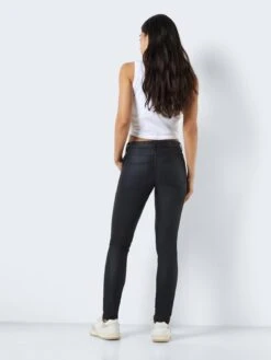 Noisy May Jeans Skinny Jeans Allie Dames Zwart -Noisy May Winkel 78a9fd995e069895e883a6fe7de8824c