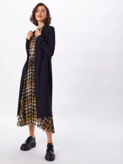 Noisy May Vesten Gebreid Vest City Dames Zwart -Noisy May Winkel 8a17efd3c35349cdd6b111ddc94f1241