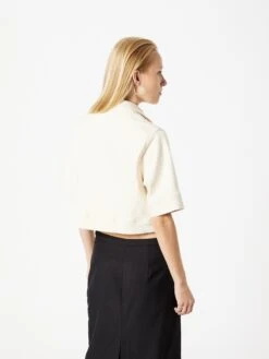 Noisy May Spijkerjasjes Tussenjas Casey Dames Ecru -Noisy May Winkel 9b25fd8010f844ebc4809c72fbe76f41