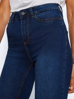 Noisy May Jeans Skinny Jeans Callie Dames Donkerblauw -Noisy May Winkel a4769f103194462b8fa28694f6c68105