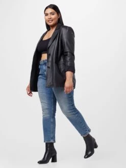 Straight Regular Jeans MONI Dames Blauw -Noisy May Winkel c4fb8aeb16ae511f688e0b6d436c2576