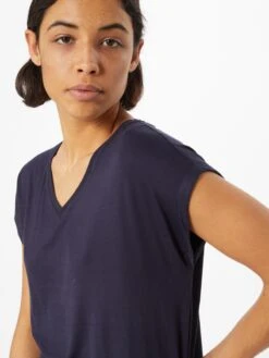 Noisy May T-shirts Shirt Nola Dames Violetblauw -Noisy May Winkel c912e38a134d4414b195c202aaf8772f