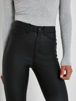 Noisy May Leren Broeken Skinny Broek Callie Dames Zwart -Noisy May Winkel d68c19d50984c9288ad8233090c38487