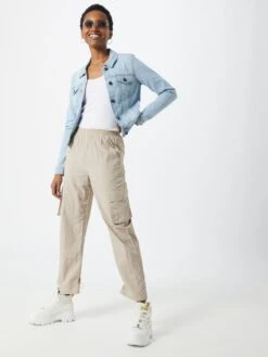 Noisy May Spijkerjasjes Tussenjas Debra Dames Blauw -Noisy May Winkel e1eddfd4b260c300ea23e3bb057c727e