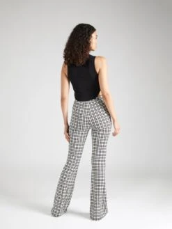 Noisy May Pantalons Flared Broek SALLY PASA Dames Wit -Noisy May Winkel f478c601030998cc1a19c4bbd0e1a3c9