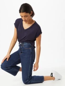 Noisy May T-shirts Shirt Nola Dames Violetblauw -Noisy May Winkel f8aa3ed6b61375ac4ae6b5e65796f40a